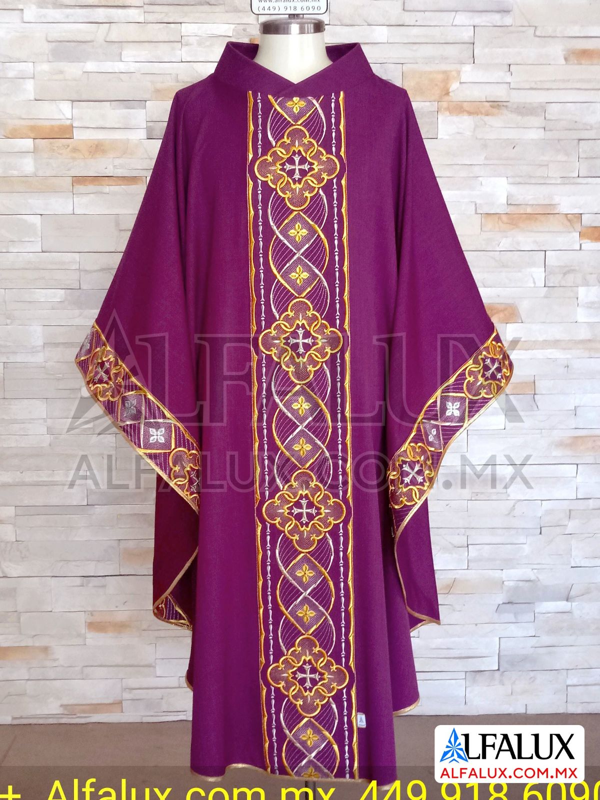 02 ROYAL Casulla Alfalux Morado Bugambilia Laterales 236